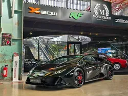 Schwarz Gebraucht 2020 Lamborghini Huracán | 299.900 €