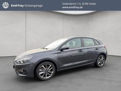 Schwarz Gebraucht 2023 Hyundai i30 Pure Limousine | 16.444 € (Guter Preis)