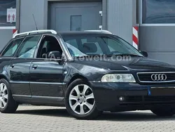 Schwarz Gebraucht 2001 Audi A4 S-Line Kombi | 2.980 € (Fairer Preis)
