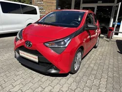 Vulcanorot Gebraucht 2019 Toyota Aygo Business Edition Kleinwagen | 8.990 € (Fairer Preis)