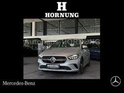 Metalliclack hightechsilber Gebraucht 2025 Mercedes B180 Advanced Van / Kleinbus | 35.900 € (Fairer Preis)