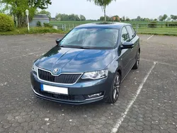 Grau Gebraucht 2017 Skoda Rapid Drive Limousine | 9.299 € (Guter Preis)