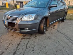 Grau Gebraucht 2006 Toyota Avensis Executive Kombi | 1.800 € (Guter Preis)