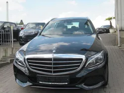 Schwarz Gebraucht 2017 Mercedes C180 Exclusive Kombi | 16.890 € (Guter Preis)