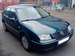 Grün Gebraucht 2005 VW Bora Pacific Limousine | 1.300 € (Guter Preis)