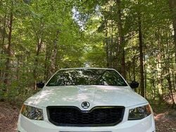 Weiß Gebraucht 2014 Skoda Octavia RS Kombi | 9.900 € (Guter Preis)