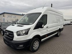 Weiß Gebraucht 2022 Ford Transit Trend Van / Kleinbus | 18.950 € (Guter Preis)