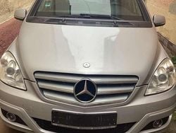 Silber Gebraucht 2010 Mercedes B180 Van / Kleinbus | 4.100 € (Fairer Preis)