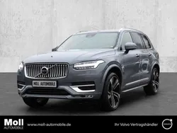 Grau Gebraucht 2023 Volvo XC90 Plus SUV | 56.480 € (Guter Preis)