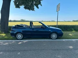Blau Gebraucht 2002 VW Golf Cabriolet Edition Cabrio | 4.850 € (Etwas zu teuer)
