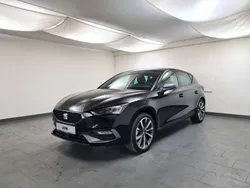 Mitternachtsschwarz Gebraucht 2025 Seat Leon ST Beats Kombi | 34.999 € (Teuer)