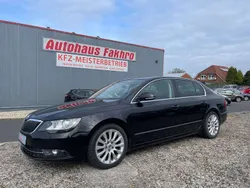 Schwarzmagic perleffekt Gebraucht 2015 Skoda Superb Exclusive Limousine | 13.400 €