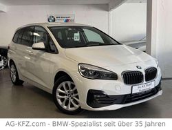 Alpinweiss iii Gebraucht 2022 BMW 218 Van / Kleinbus | 13.950 €
