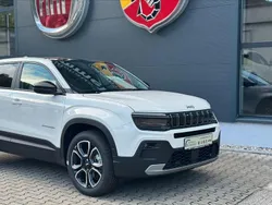 Weiß Neu 2025 Jeep Avenger Summit SUV | 31.990 € (Teuer)