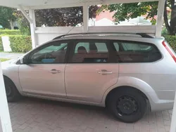 Silber Gebraucht 2010 Ford Focus Kombi | 3.000 € (Fairer Preis)