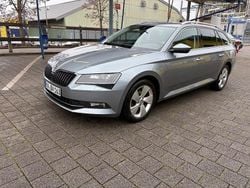 Grau Gebraucht 2016 Skoda Superb Kombi | 13.999 € (Guter Preis)