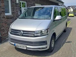 Grau Gebraucht 2015 VW T6 Van | 15.500 €