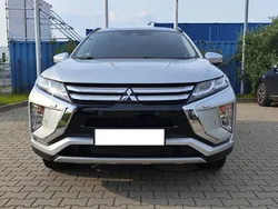Silber Gebraucht 2018 Mitsubishi Eclipse Cross Top SUV | 16.000 € (Fairer Preis)