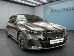 Grau Gebraucht 2025 BMW i5 Limousine | 84.599 €
