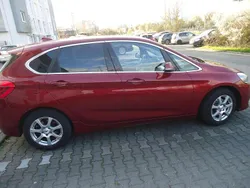 Rot Gebraucht 2019 BMW 218 Luxury Line Kombi | 12.600 € (Superpreis)