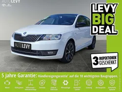 Weiß Gebraucht 2015 Skoda Rapid Style Limousine | 11.487 € (Teuer)