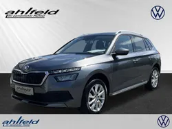 Graphite grey (grau) Gebraucht 2023 Skoda Kamiq Style SUV | 26.620 € (Etwas zu teuer)