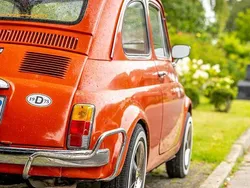 Orange Gebraucht 1975 Fiat 500 Kleinwagen | 7.499 €