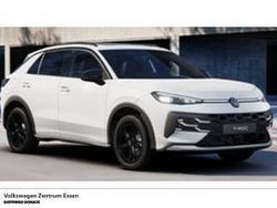 Weiss Neu 2025 VW T-Roc Style SUV | 40.680 € (Teuer)