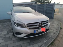 Silber Gebraucht 2014 Mercedes A200 Limousine | 11.500 €