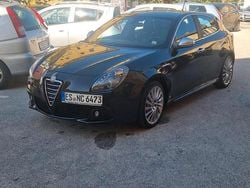 Schwarz Gebraucht 2012 Alfa Romeo Giulietta Limousine | 3.700 € (Guter Preis)