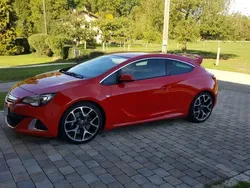 Rot Gebraucht 2012 Opel Astra OPC Coupé | 12.950 € (Teuer)