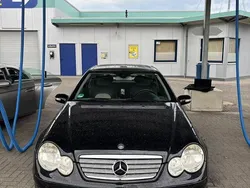 Schwarz Gebraucht 2005 Mercedes C200 Classic Coupé | 3.099 € (Guter Preis)