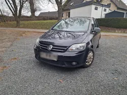 Schwarz Gebraucht 2007 VW Golf V Kleinwagen | 850 € (Fairer Preis)
