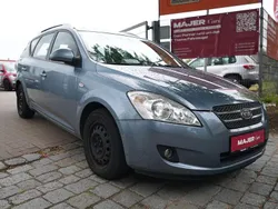 Blau Gebraucht 2008 Kia Ceed Sportswagon Kombi | 1.450 € (Superpreis)