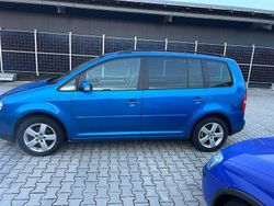 Blau Gebraucht 2006 VW Touran Highline Van / Kleinbus | 1.800 € (Superpreis)
