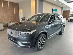 Grau Gebraucht 2018 Volvo XC90 Inscription SUV | 29.999 € (Guter Preis)