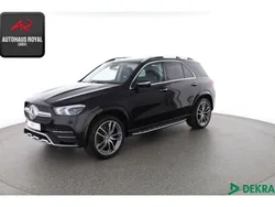 Schwarz (metallic) Gebraucht 2020 Mercedes GLE350 AMG SUV | 66.879 € (Etwas zu teuer)