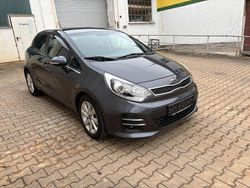 Gebraucht 2015 Kia Rio DREAM-TEAM Edition Limousine | 12.200 € (Teuer)