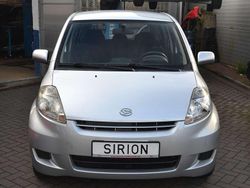 Silber Gebraucht 2011 Daihatsu Sirion Kleinwagen | 6.690 € (Teuer)