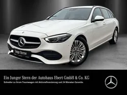 Weiß Gebraucht 2022 Mercedes C300 Business Limousine | 29.880 €