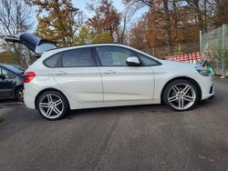 Weiß Gebraucht 2016 BMW 218 Active Tourer Sport Line Van / Kleinbus | 8.500 € (Superpreis)