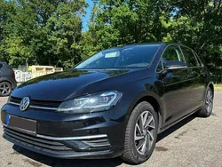 Schwarz Gebraucht 2018 VW Golf VII Sound Limousine | 14.490 € (Fairer Preis)