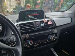 Grau Gebraucht 2018 BMW 118 Sport Line Kleinwagen | 12.500 € (Fairer Preis)