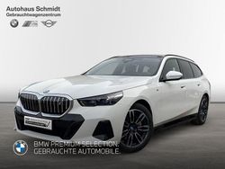 Alpinweiß uni Gebraucht 2025 BMW i5 M Sport Kombi | 60.950 €