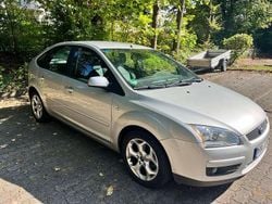Silber Gebraucht 2008 Ford Focus Limousine | 3.500 € (Fairer Preis)