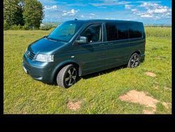 Grau Gebraucht 2006 VW Multivan Highline Van | 13.999 € (Fairer Preis)
