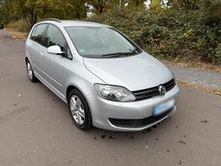 Silber Gebraucht 2010 VW Golf VI Limousine | 5.200 € (Guter Preis)