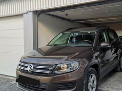 Braun Gebraucht 2012 VW Tiguan Trendline SUV | 9.650 € (Etwas zu teuer)
