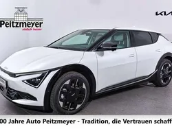 Weiß Gebraucht 2025 Kia EV6 SUV | 52.990 € (Etwas zu teuer)