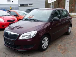 Rot Gebraucht 2011 Skoda Fabia Classic Limousine | 4.699 € (Fairer Preis)